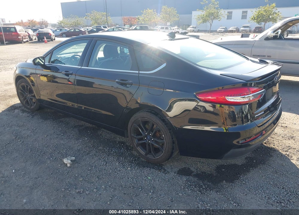 2019 FORD FUSION SE VIN: 3FA6P0HD9KR233008