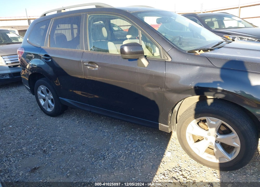 2014 SUBARU FORESTER 2.5I PREMIUM VIN: JF2SJADC6EH448172