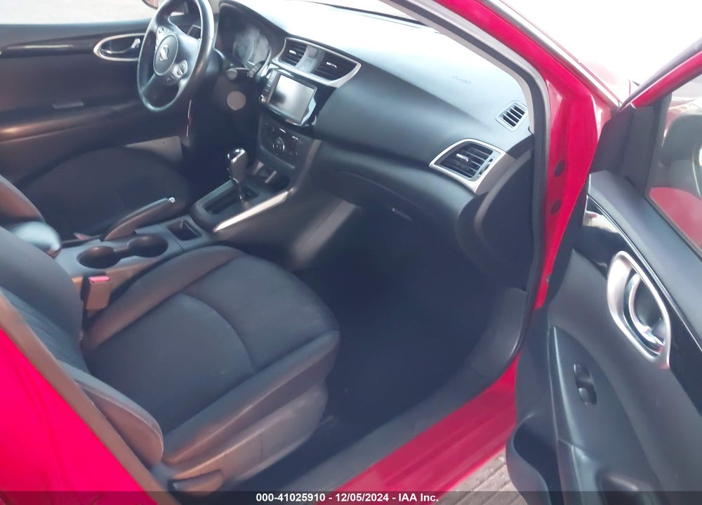 2019 NISSAN SENTRA SV VIN: 3N1AB7AP7KL611459