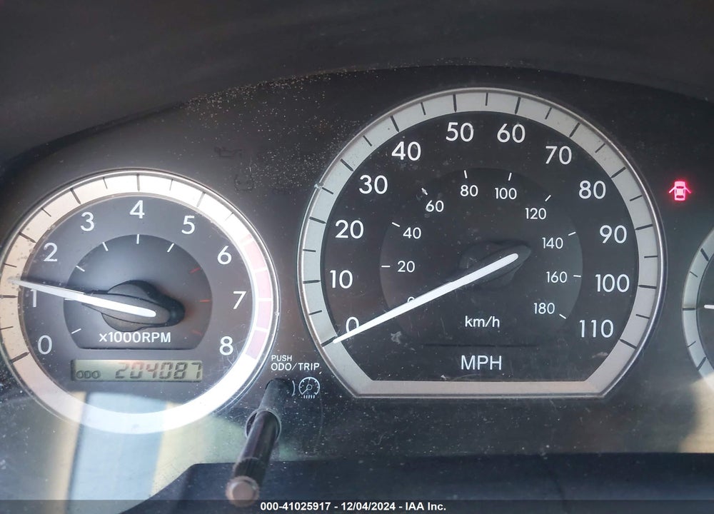2004 TOYOTA SIENNA XLE VIN: 5TDZA22C54S059605