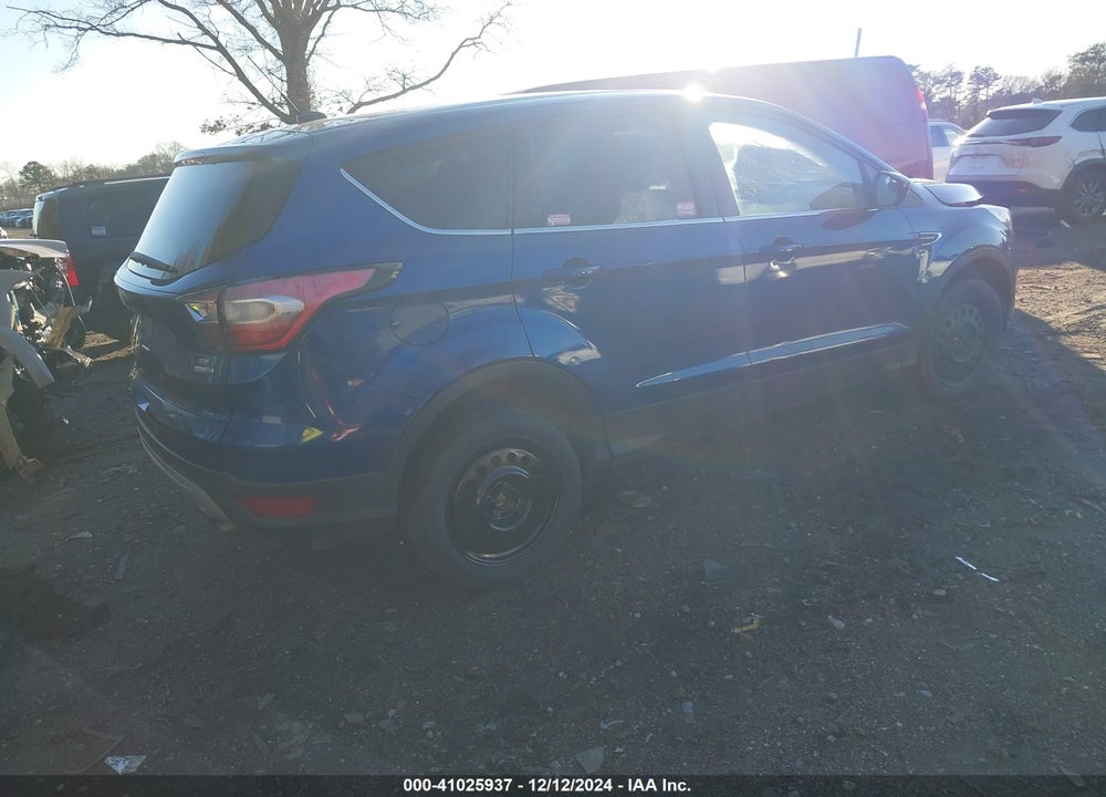 2017 FORD ESCAPE SE VIN: 1FMCU9GD5HUA86579