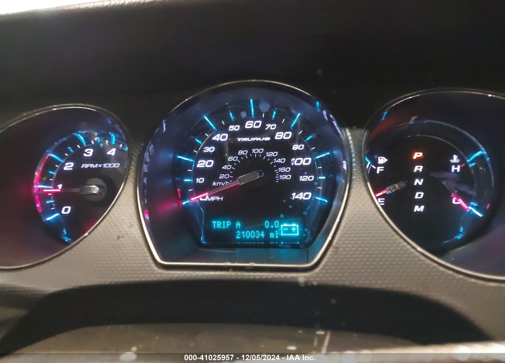 2010 FORD TAURUS SEL VIN: 1FAHP2EW5AG156119