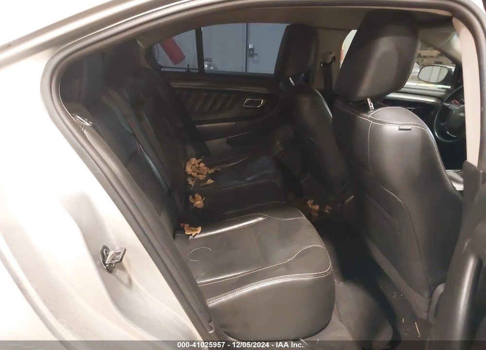 2010 FORD TAURUS SEL VIN: 1FAHP2EW5AG156119