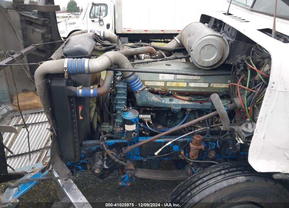 1994 FREIGHTLINER FLD FLD120 VIN: 1FUYDZYB8RP453412