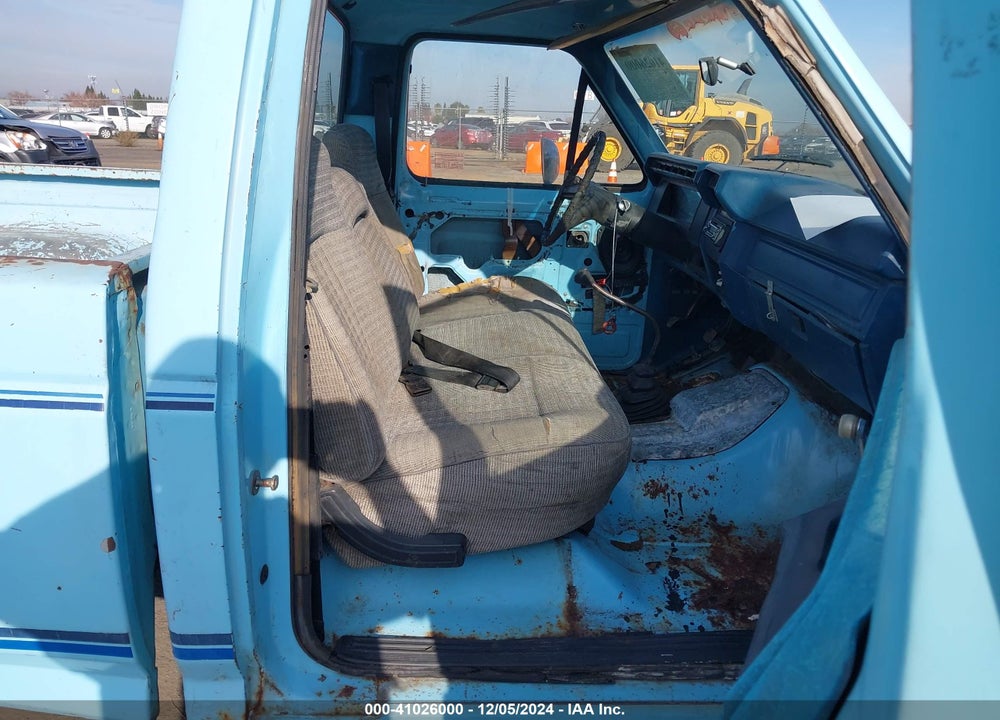 1983 FORD F100 VIN: 1FTCF10Y9DRA09773
