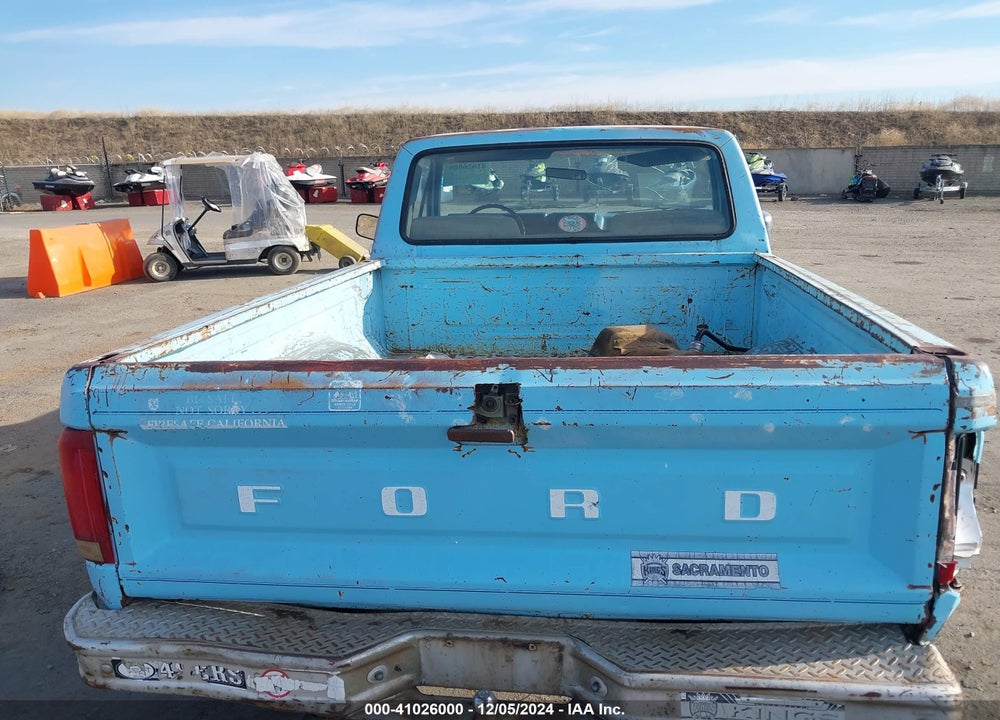 1983 FORD F100 VIN: 1FTCF10Y9DRA09773