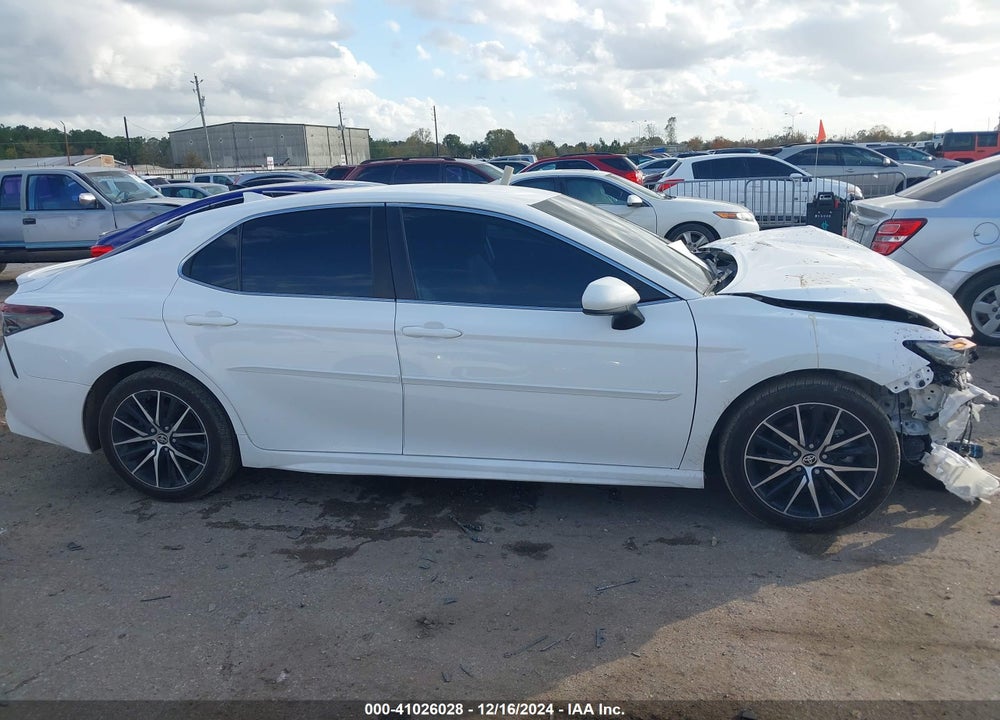 2021 TOYOTA CAMRY SE VIN: 4T1G11AK4MU531004