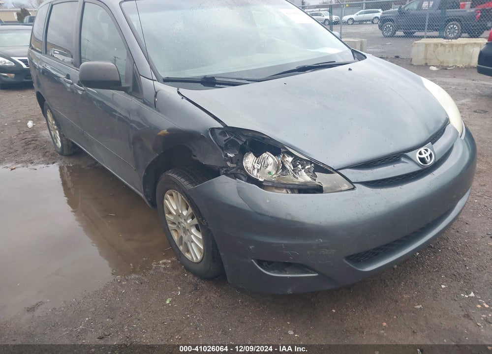 2010 TOYOTA SIENNA LE VIN: 5TDJK4CC9AS029085