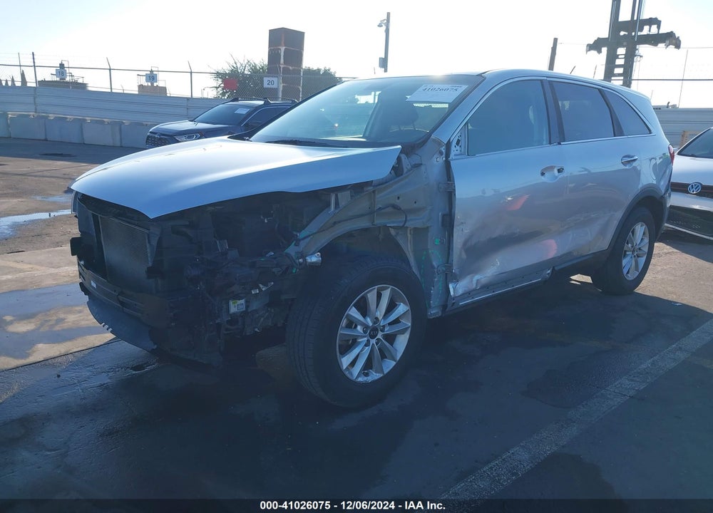 2019 KIA SORENTO 2.4L L VIN: 5XYPG4A39KG575379