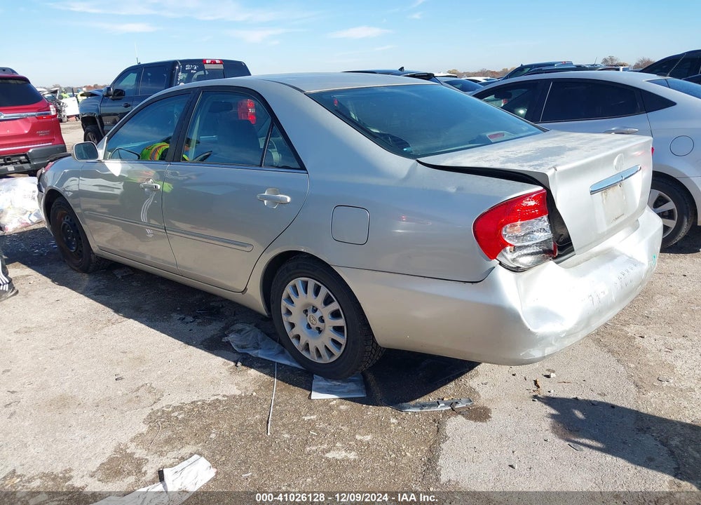 2002 TOYOTA CAMRY XLE VIN: 4T1BE30K82U573099