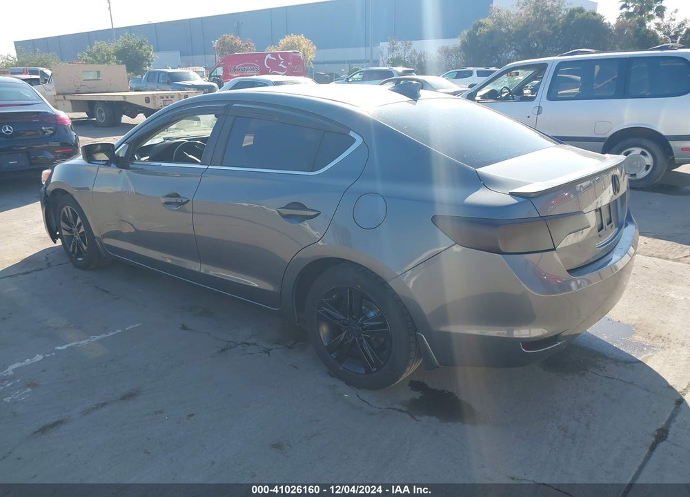 2013 ACURA ILX HYBRID 1.5L VIN: 19VDE3F70DE300121