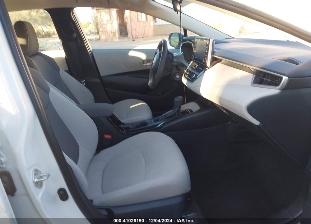 2020 TOYOTA COROLLA LE VIN: 5YFEPRAE1LP143503