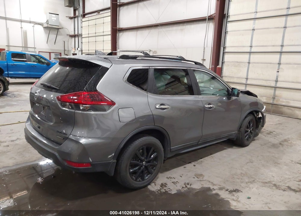2018 NISSAN ROGUE SV VIN: 5N1AT2MV4JC722984