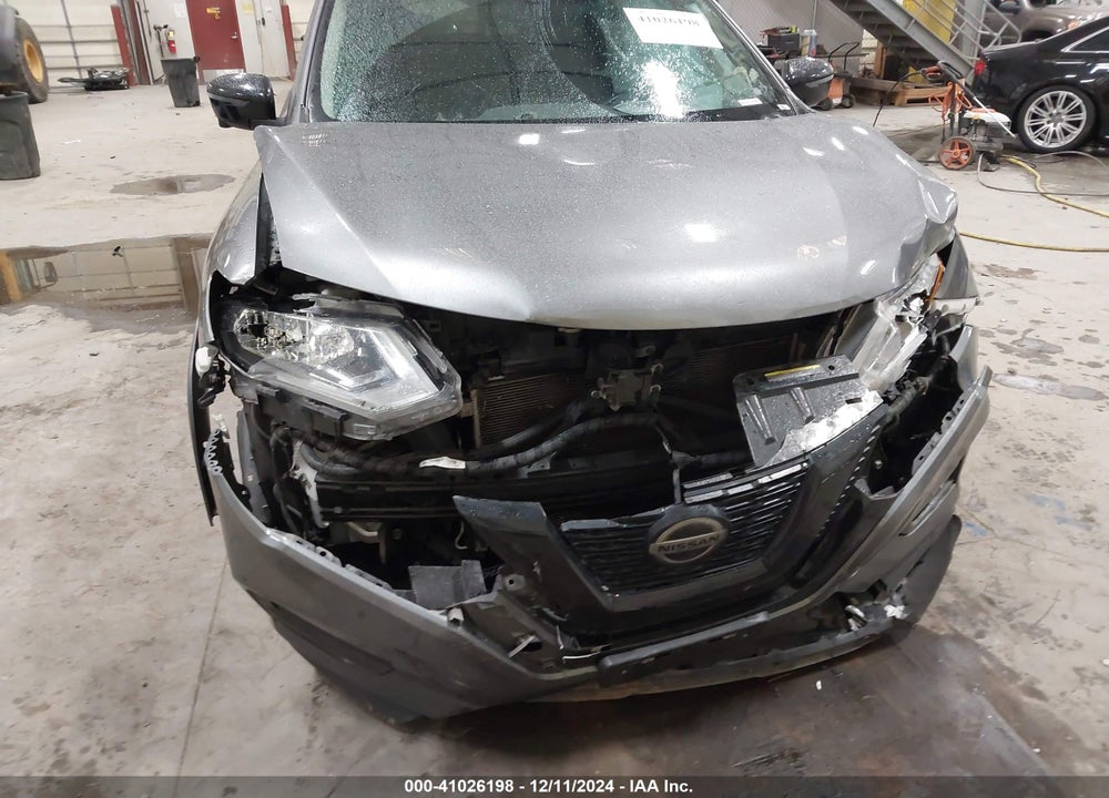 2018 NISSAN ROGUE SV VIN: 5N1AT2MV4JC722984