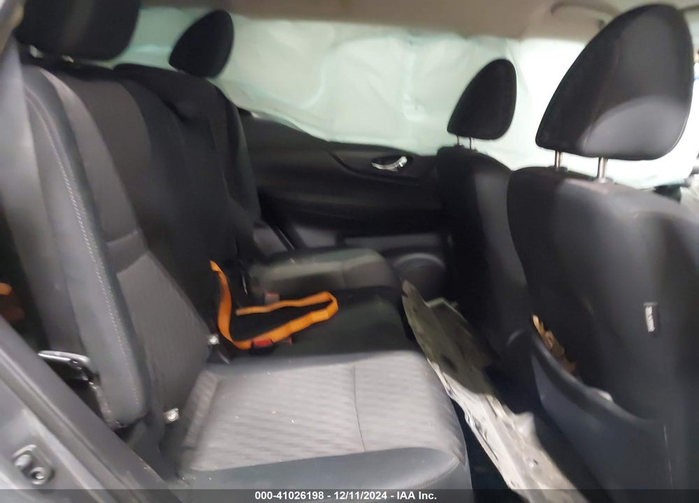 2018 NISSAN ROGUE SV VIN: 5N1AT2MV4JC722984