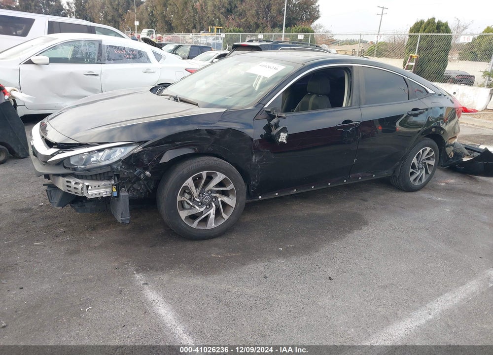 2018 HONDA CIVIC EX VIN: 2HGFC2F70JH577823