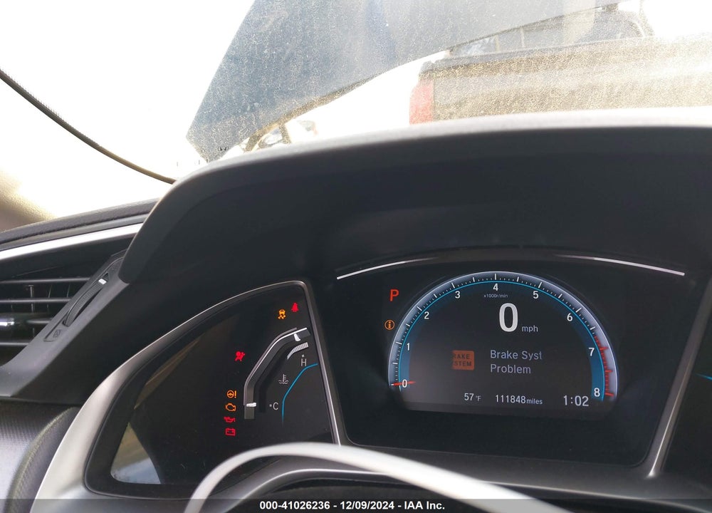 2018 HONDA CIVIC EX VIN: 2HGFC2F70JH577823