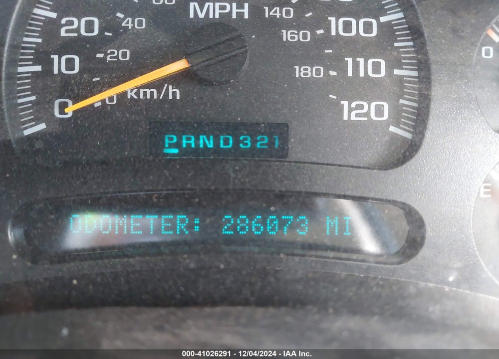 2005 GMC YUKON XL 1500 SLE VIN: 1GKEC16Z25J170696