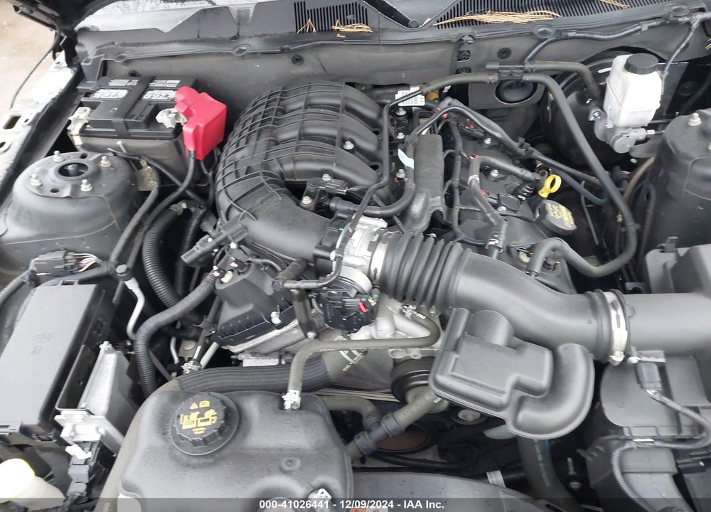2014 FORD MUSTANG V6 PREMIUM VIN: 1ZVBP8AM0E5212313
