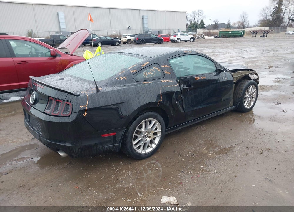 2014 FORD MUSTANG V6 PREMIUM VIN: 1ZVBP8AM0E5212313
