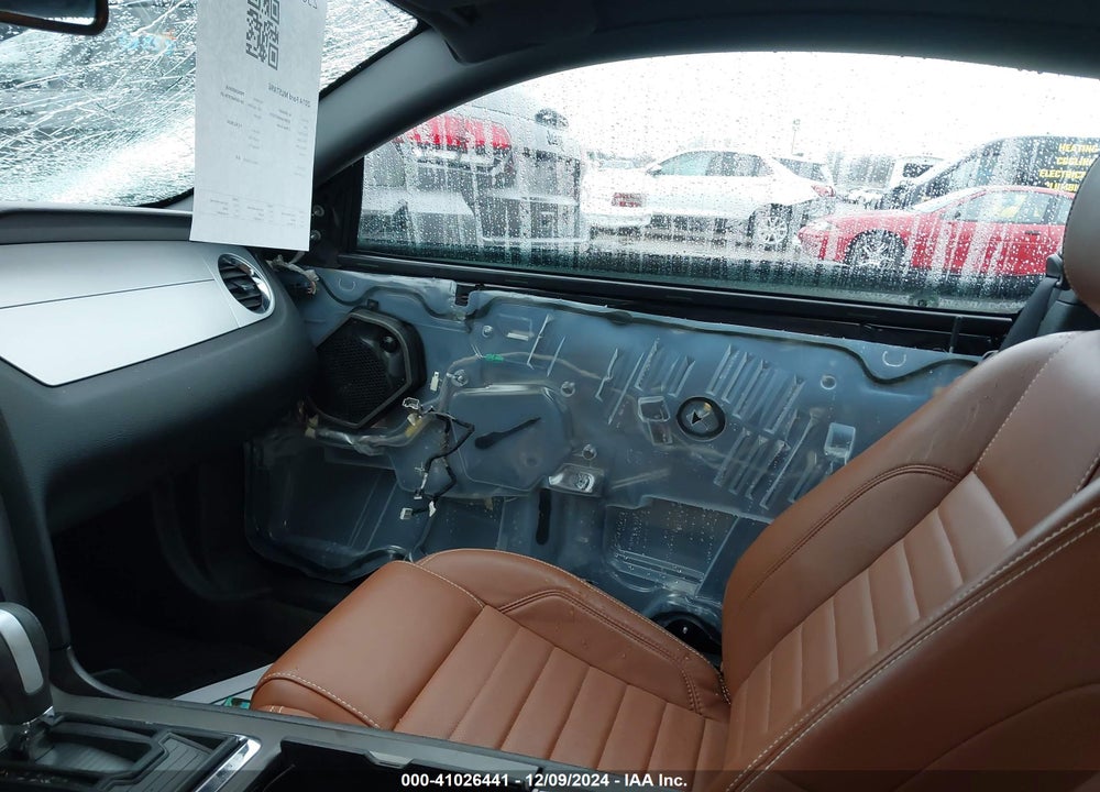 2014 FORD MUSTANG V6 PREMIUM VIN: 1ZVBP8AM0E5212313
