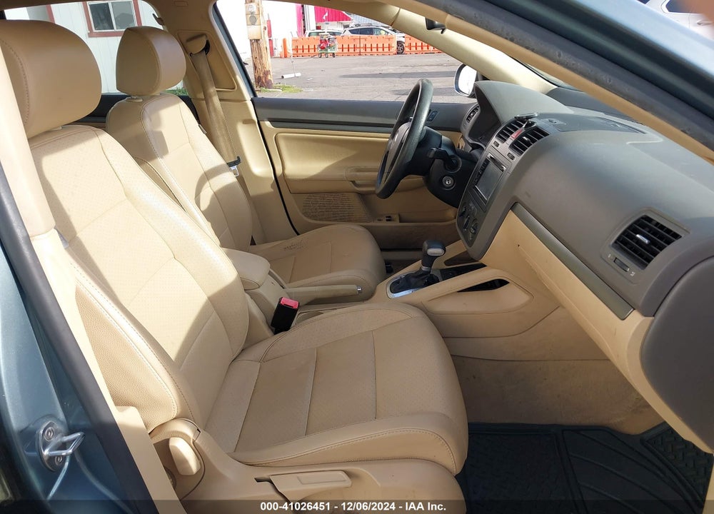 2006 VOLKSWAGEN JETTA 2.5 VIN: 3VWRF71K56M817675