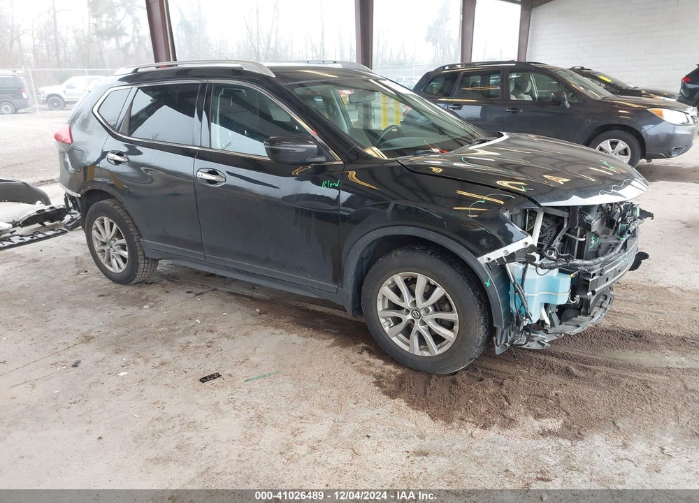 2017 NISSAN ROGUE SV VIN: KNMAT2MT3HP591956