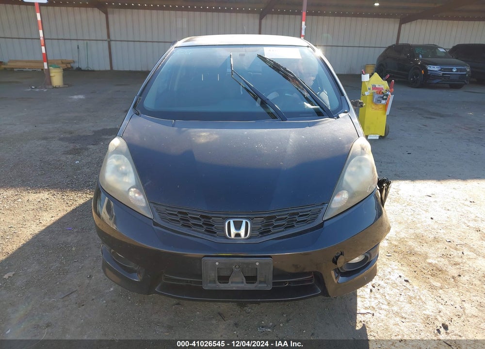 2013 HONDA FIT SPORT VIN: JHMGE8H53DC012225