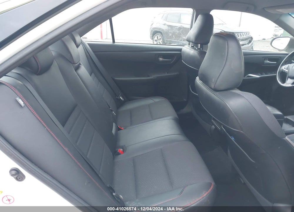 2016 TOYOTA CAMRY SE VIN: 4T1BF1FK6GU532017