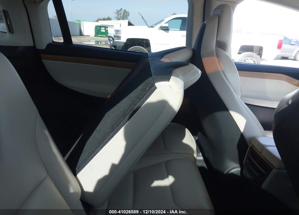 2019 TESLA MODEL X 100D/75D/LONG RANGE VIN: 5YJXCAE26KF185794
