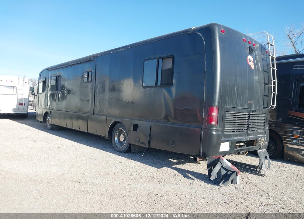 1999 FREIGHTLINER CHASSIS X LINE MOTOR HOME VIN: 4UZ6XFBC8XCB33628