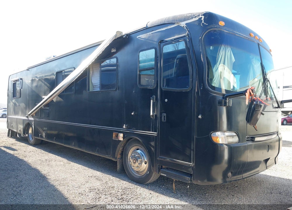 1999 FREIGHTLINER CHASSIS X LINE MOTOR HOME VIN: 4UZ6XFBC8XCB33628