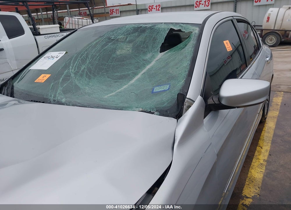 2015 HONDA ACCORD VIN: 1HGCR2F36FA061230