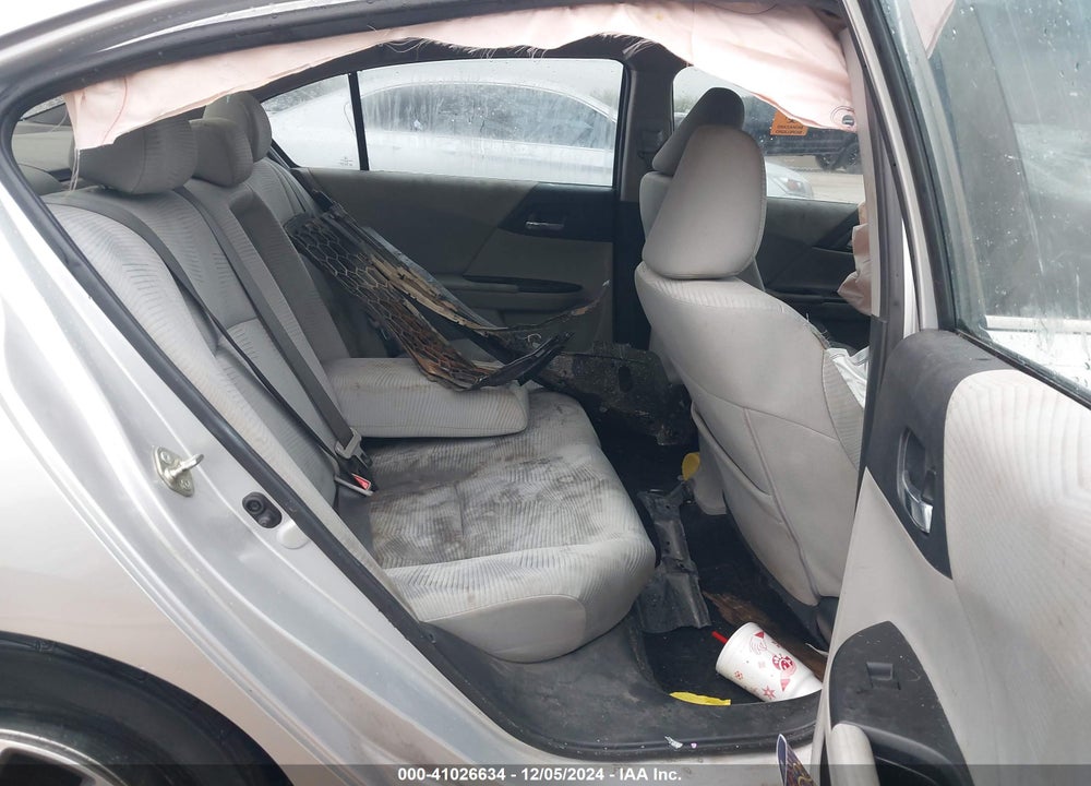 2015 HONDA ACCORD VIN: 1HGCR2F36FA061230