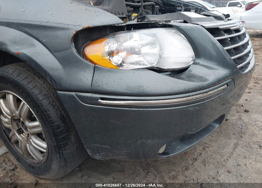 2005 CHRYSLER TOWN & COUNTRY TOURING VIN: 2C8GP54L45R155996