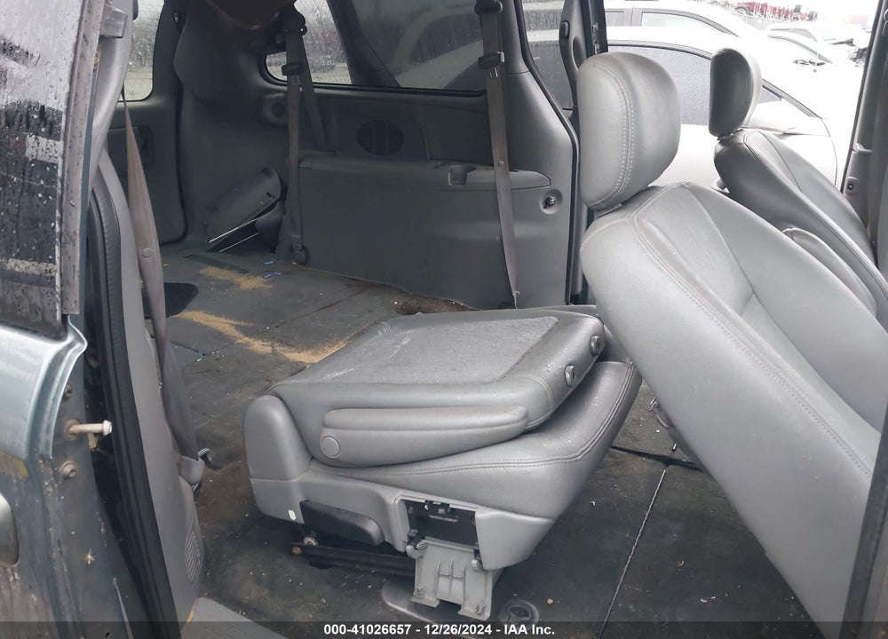 2005 CHRYSLER TOWN & COUNTRY TOURING VIN: 2C8GP54L45R155996