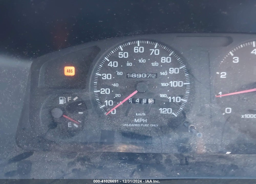1996 NISSAN PATHFINDER XE/LE VIN: JN8AR05S5TW035157
