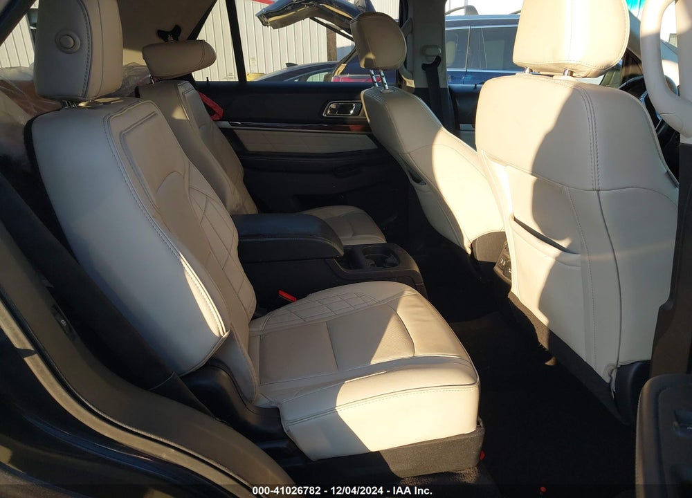 2017 FORD EXPLORER PLATINUM VIN: 1FM5K8HT0HGB18979
