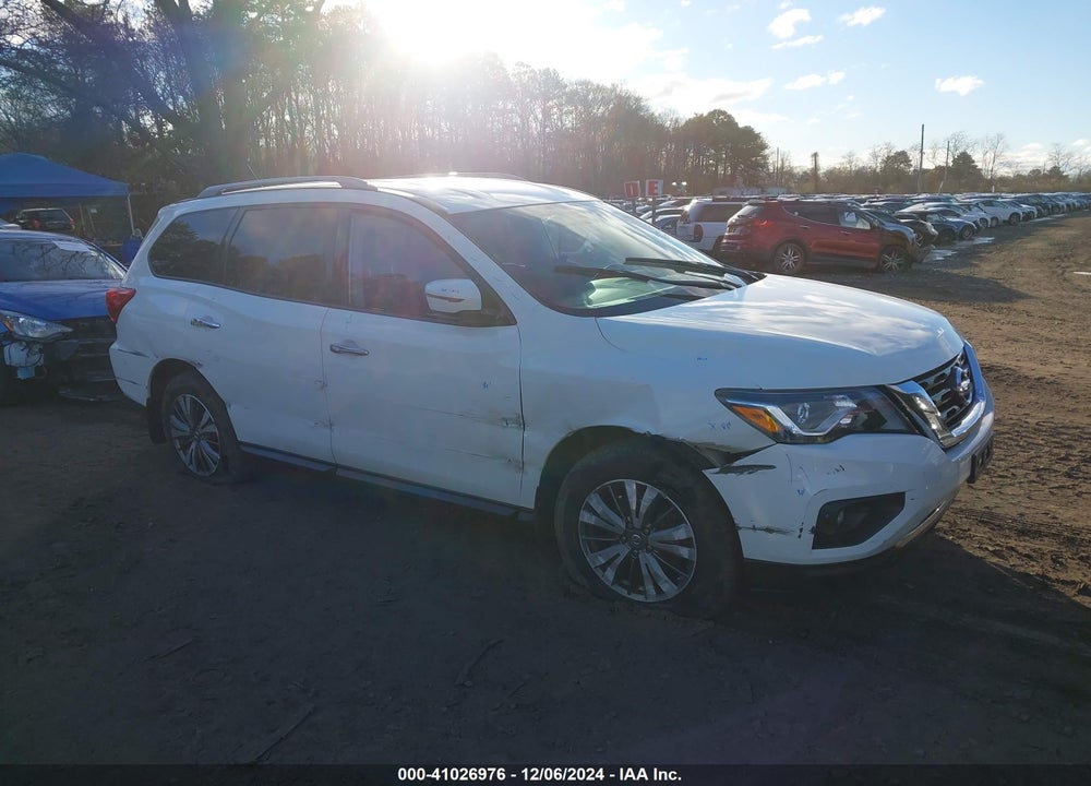 2018 NISSAN PATHFINDER SV VIN: 5N1DR2MM8JC678460