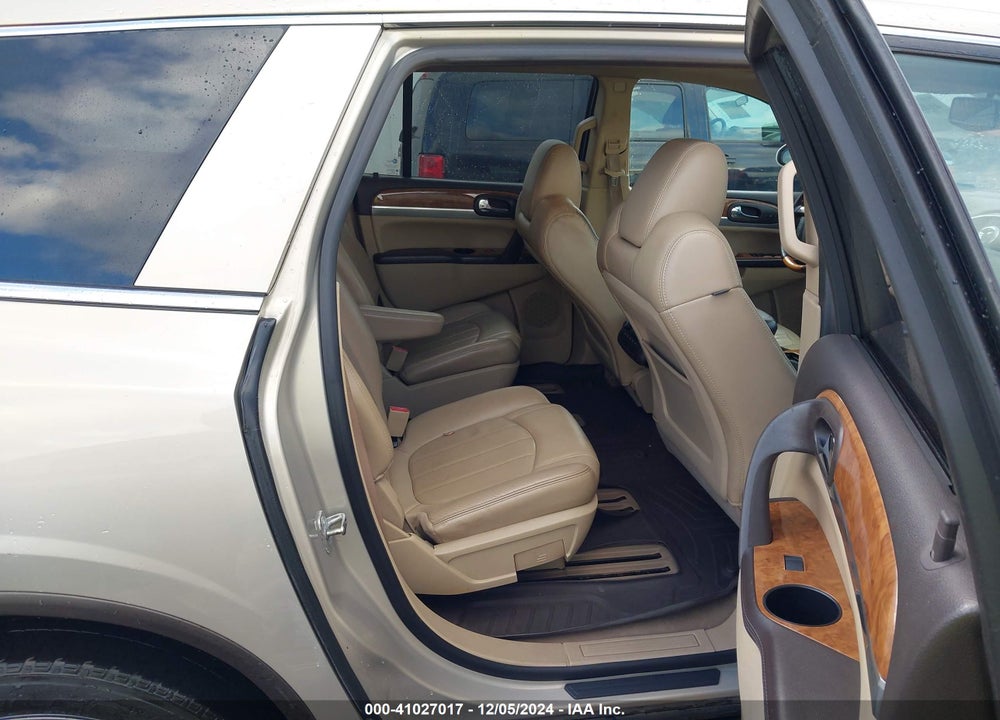 2010 BUICK ENCLAVE 2XL VIN: 5GALVCED2AJ213539