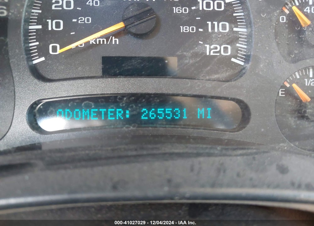 2003 CHEVROLET TAHOE LS VIN: 1GNEC13V53J209623