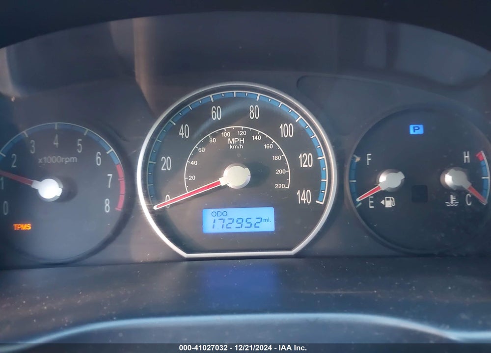 2009 HYUNDAI SANTA FE GLS VIN: 5NMSG13D49H260343