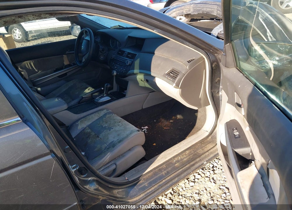 2008 HONDA ACCORD 2.4 EX VIN: 1HGCP26708A031412