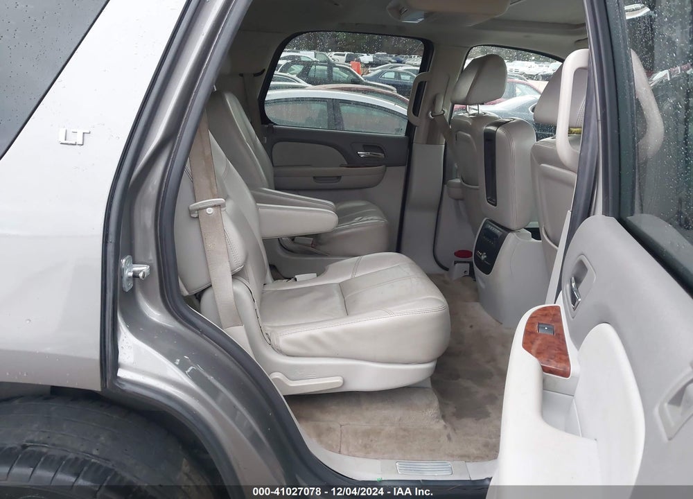2007 CHEVROLET TAHOE LT VIN: 1GNFC13J47J154301
