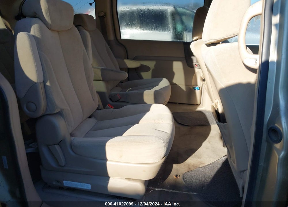 2006 KIA SEDONA EX/LX VIN: KNDMB233366086312