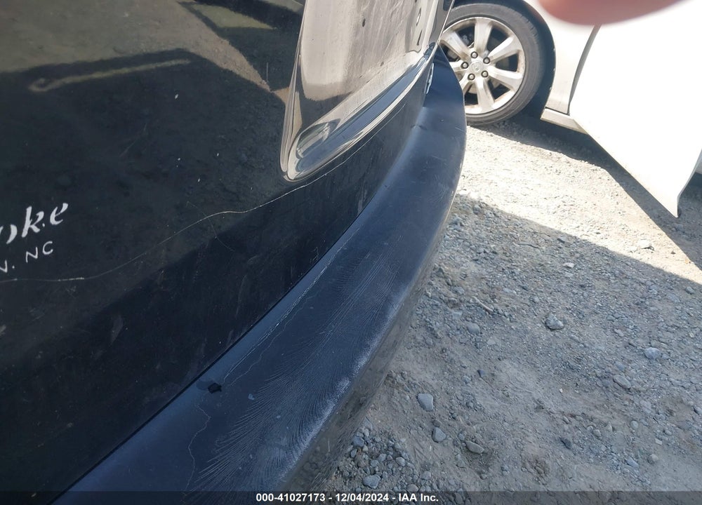2008 SCION XB VIN: JTLKE50E881030442
