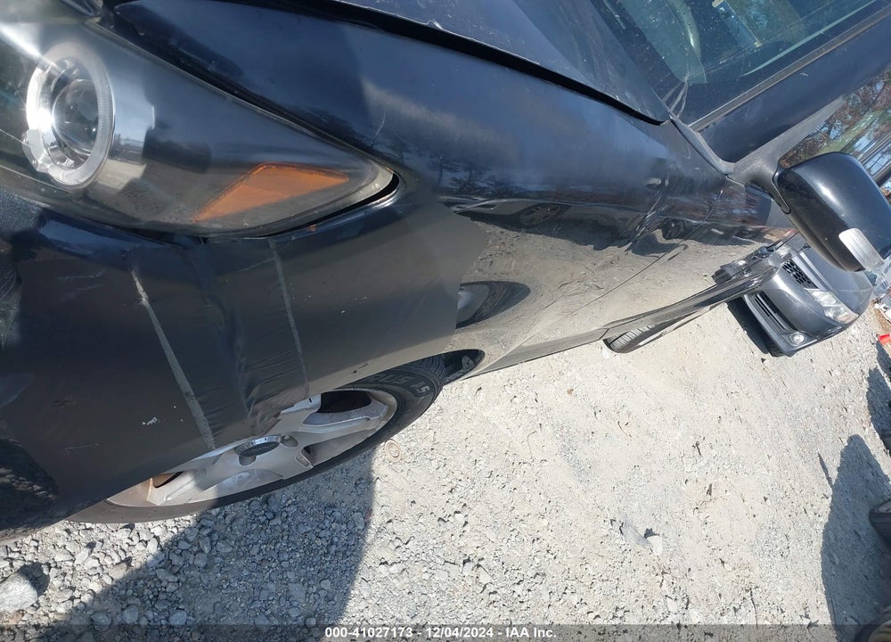 2008 SCION XB VIN: JTLKE50E881030442