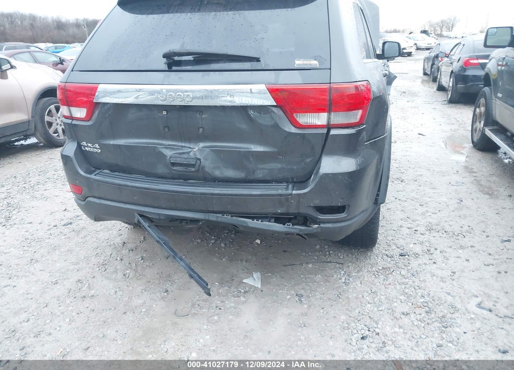 2011 JEEP GRAND CHEROKEE LAREDO VIN: 1J4RR4GG5BC717996