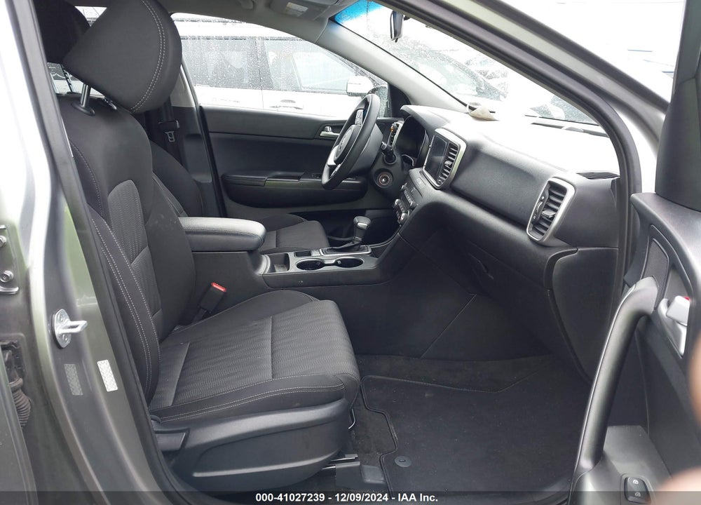 2020 KIA SPORTAGE LX VIN: KNDPMCACXL7700200