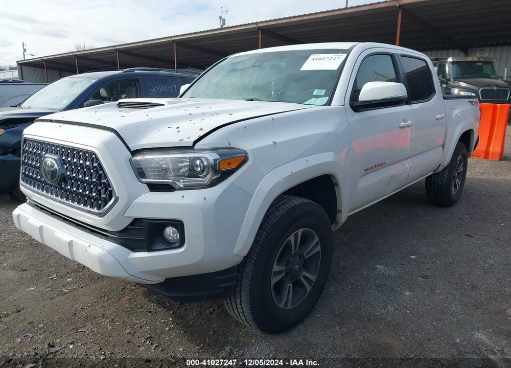 2019 TOYOTA TACOMA 4WD TRD SPORT VIN: 3TMCZ5AN5KM210779
